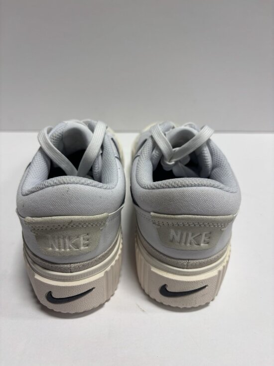 Nike Women’s Court Legacy Lift Sneakers White, Size 6 M - Picture 4 of 6